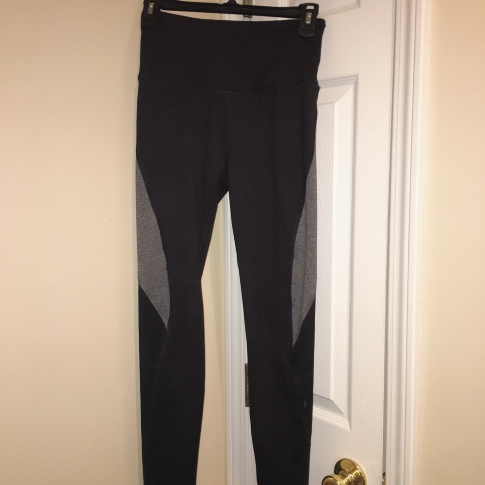 black leggings